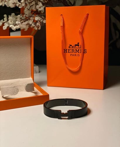 اسوارة هيرميس عريض