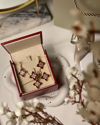 طقم روبيرتو كوين 4 قطع