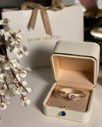 اسوارة بوشرون