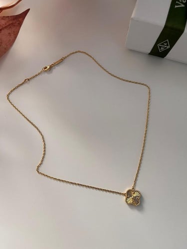 سلسال فان كليف وردة ذهبي