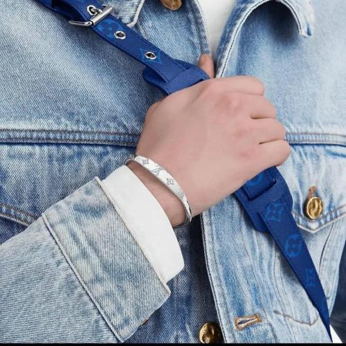 اسوارة لويس فيتون