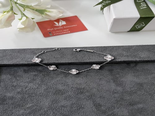 اسوارة فان كليف وردة ميني