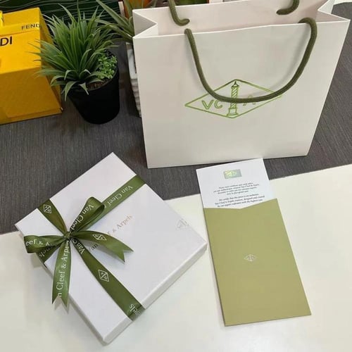 طقم فان كليف 4 قطعة