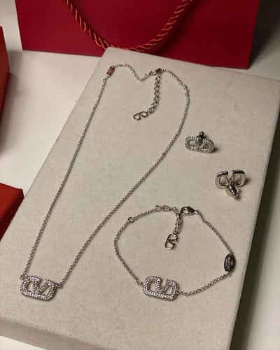 طقم فالنتينو ٣ قطع