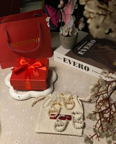 حلق فالنتينو