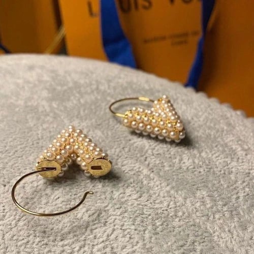 حلق لويس فيتون