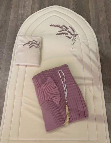 طقم صلاة "سكينة" بليسيه قطني (شرشف + سجادة + غلاف...