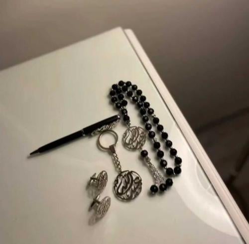 طقم رجالي فاخر بالاسم - سبحة - قلم - كبك - ميدالية