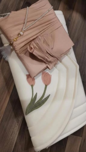 طقم صلاة "سكينة" بليسيه قطني (شرشف + سجادة + غلاف...