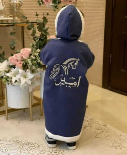 فروة أطفال شتوية فاخرة مع تطريز الاسم حسب الطلب