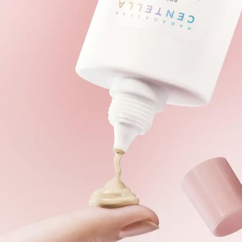 سنتيلا واقي شمس بتأثير مخملي لتصغير المسام 50مل