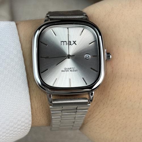 ساعة ماكس شبيهة كاسيو