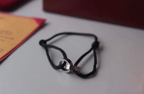 أسوارة كارتير خيط