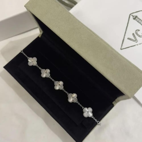 اسوارة فان كليف