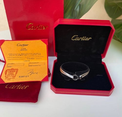 اسوارة كارتير خيط