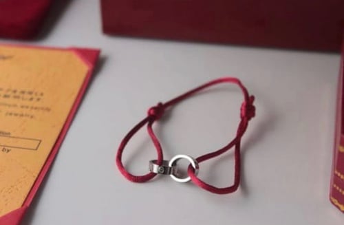 أسوارة كارتير خيط