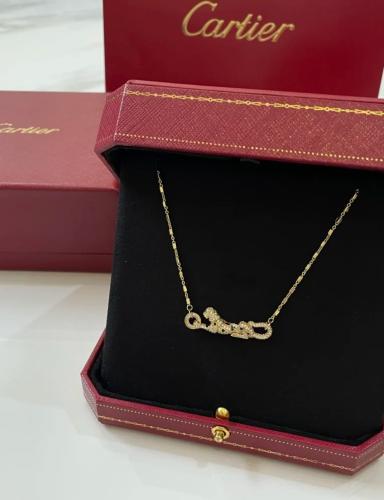 قلادة ذهبي بانثر كارتييه