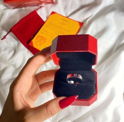 خاتم كارتير لوف