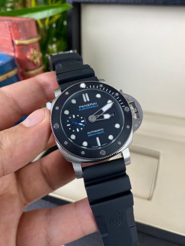 Panerai بنيراي