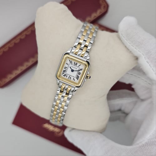 ساعة كارتير بانثر النسائية