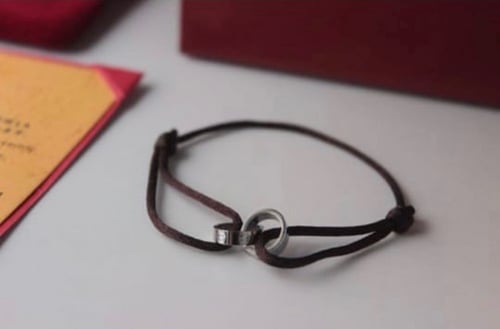 أسوارة كارتير خيط