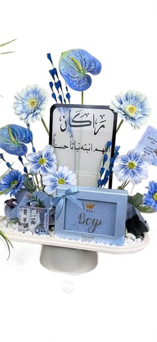 هدية لمولود كتابة اسم على الاكرلك