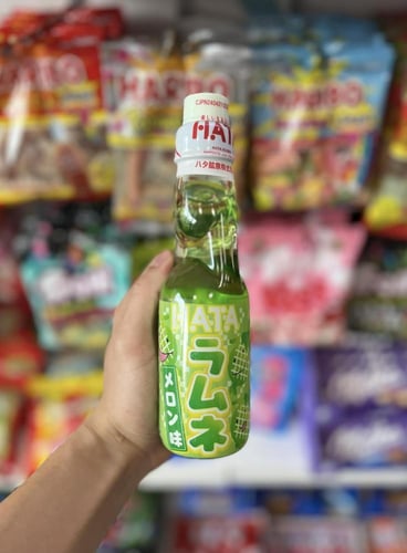 صودا راموني هاتا ياباني شمام 300 مل