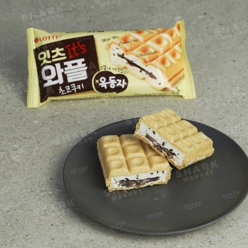 ايسكريم وافل مع الشوكلاته