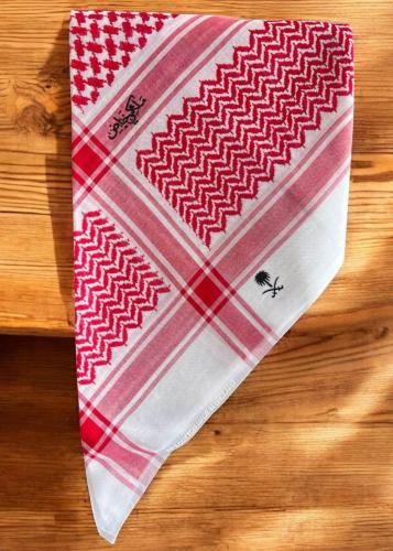 شماغ ملكي أحمر كلاسك إصدار خاص