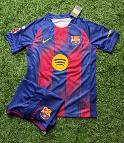 طقم برشلونة الأساسي 2026 /2025