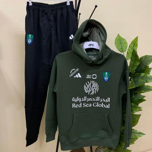 طقم بلوفر الاهلي مع بنطلون