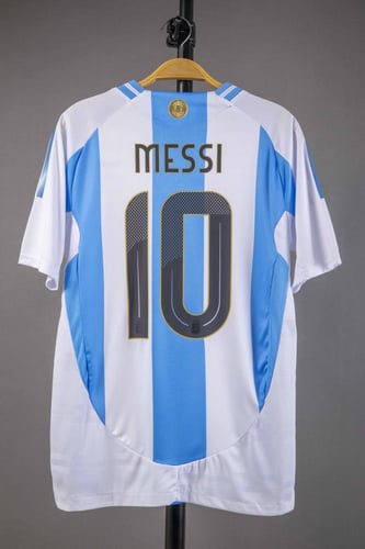 طقم الارجنتين الأساسي 2024 2025