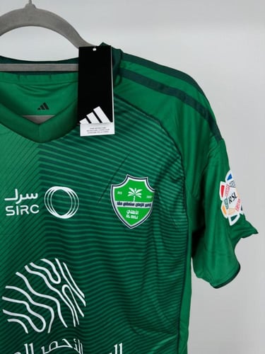طقم الاهلي السعودي الاساسي الجديد لموسم 2025 - 202...