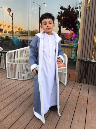 فروه ولادي لون سماوي مبطنه من الداخل بفرو ناعم ويد...