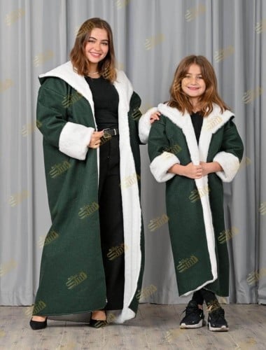 طقم فروه شتويه لون زيتي للام والبنت