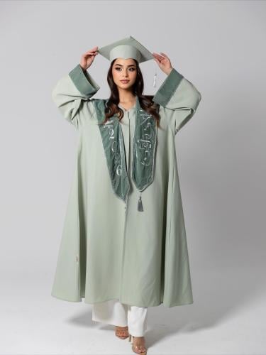 عباية تخرج نسائية فاخرة باللون الأخضر الزيتي مع وش...