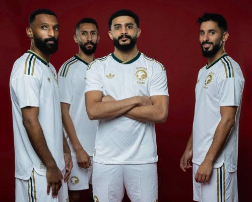 تيشرت المنتخب السعودي الجديد في كأس العالم 2026