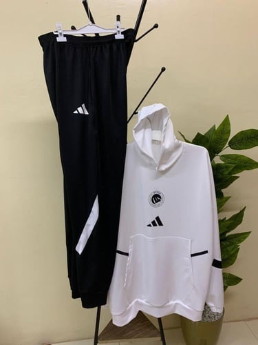 طقم النصر الشتوي لون أسود الطقم الجديد