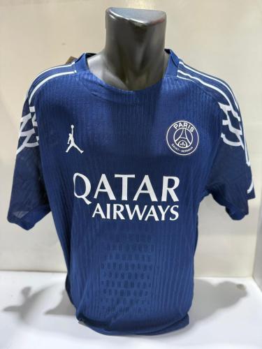 تيشيرت نادي باريس سان جيرمان الأزرق – تصميم رياضي...