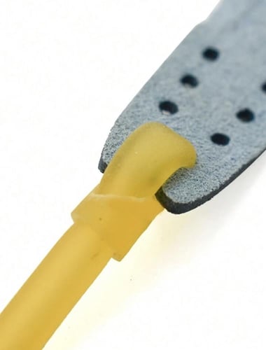 مطاط التعتيق العسكري