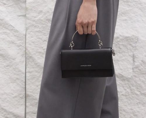 شنطة تشالرز اند كيث | Charles and keath