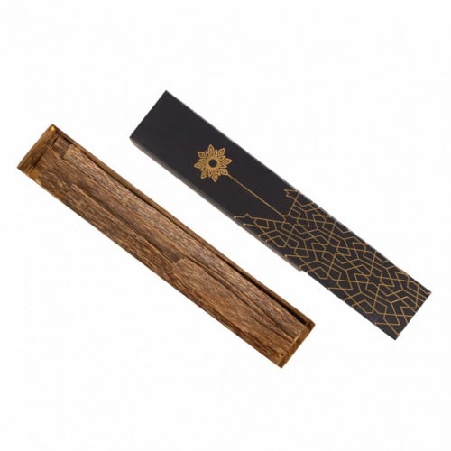 رقائق العود