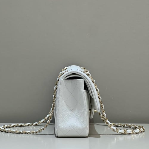 Medium 25.5x15.5x6.5cm