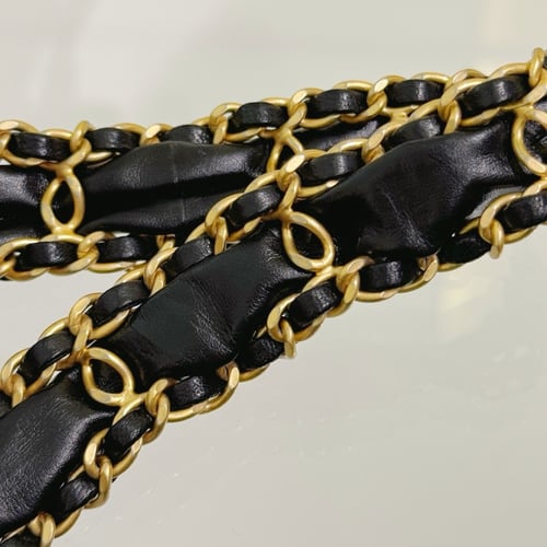 SIZE: 13.5x23.5x5.3cm