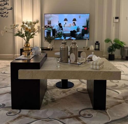 طقم طاولات مجلس بديل الرخام
