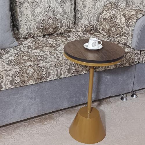 طاولة خدمة خشب قواعد حديد