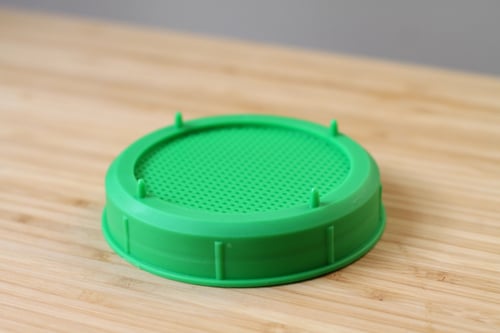 غطاء استنبات البذور - Plastic Sprouting Lids for 8...