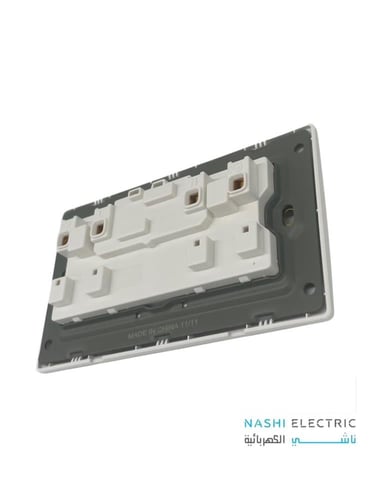 فيش مجوز 7*14 مع مفتاح 13 امبير لوكلير ابيض سموث L...