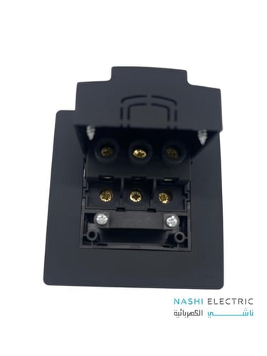 مخرج كيبل 45 امبير لوكلير اسود LECLERC سموث