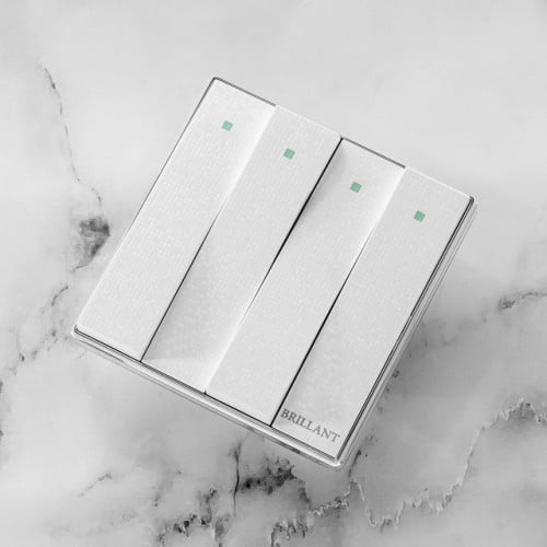 مفتاح كهرباء رباعي ابيض لؤلؤي برلنت